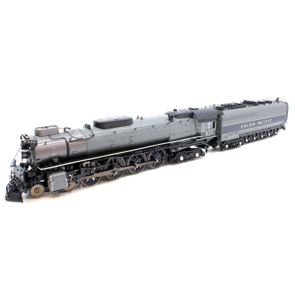 HO Scale: ALCO FEF-2 4-8-4 - DCC & Sound - Union Pacific 'Silver Grey -  