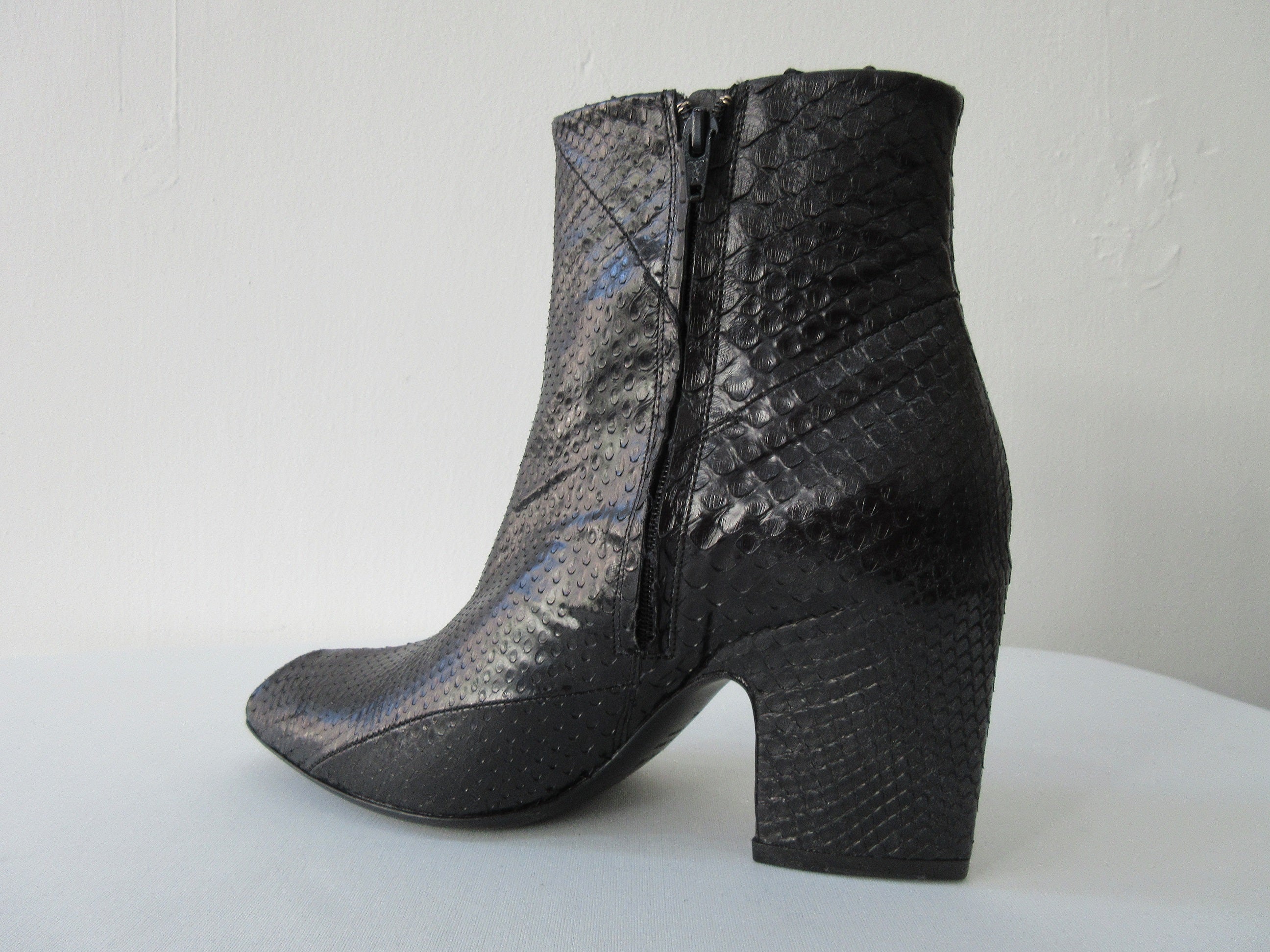 20S07 -Vic Matie Snake Skin Boots – shopandrew