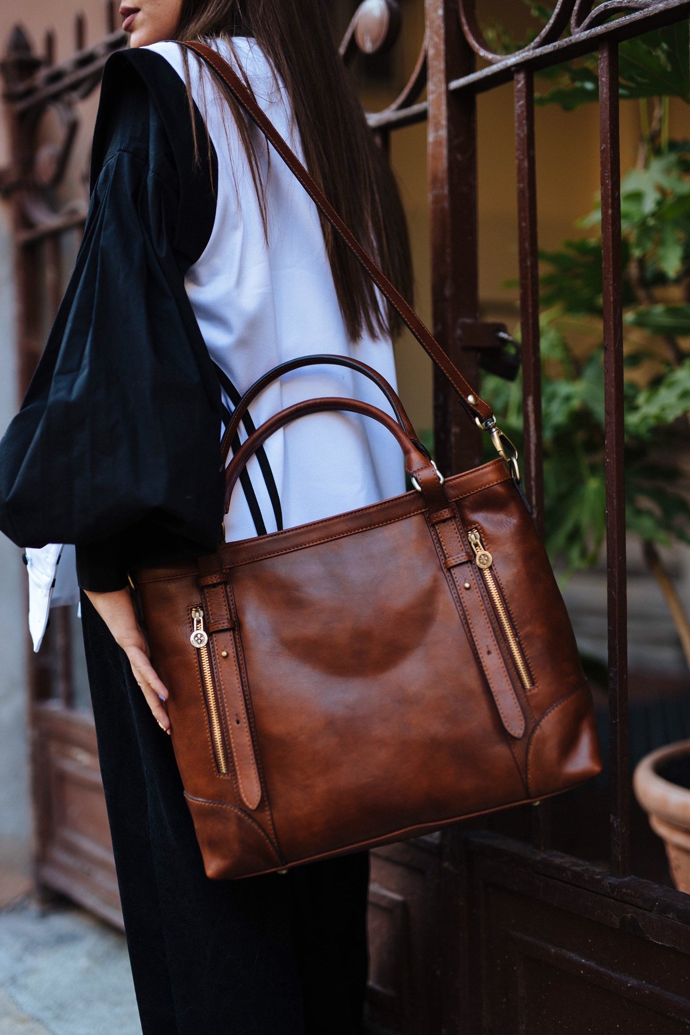 Leather Handbag – Aigin Milano