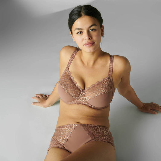 Lacy Side Support Bra