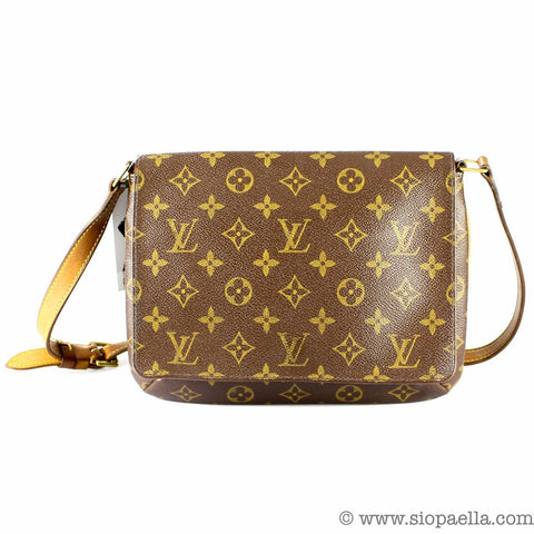 Louis Vuitton Monogram Canvas Speedy 40 by Siopaella Designs