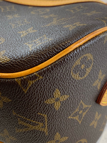 Louis Vuitton Monogram Canvas 'Blois' Crossbody by Siopaella Designs