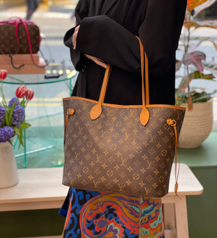 Louis Vuitton Monogram Canvas 'Neverfull MM' Tote by Siopaella Designs