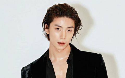 Hwiyoung (SF9)