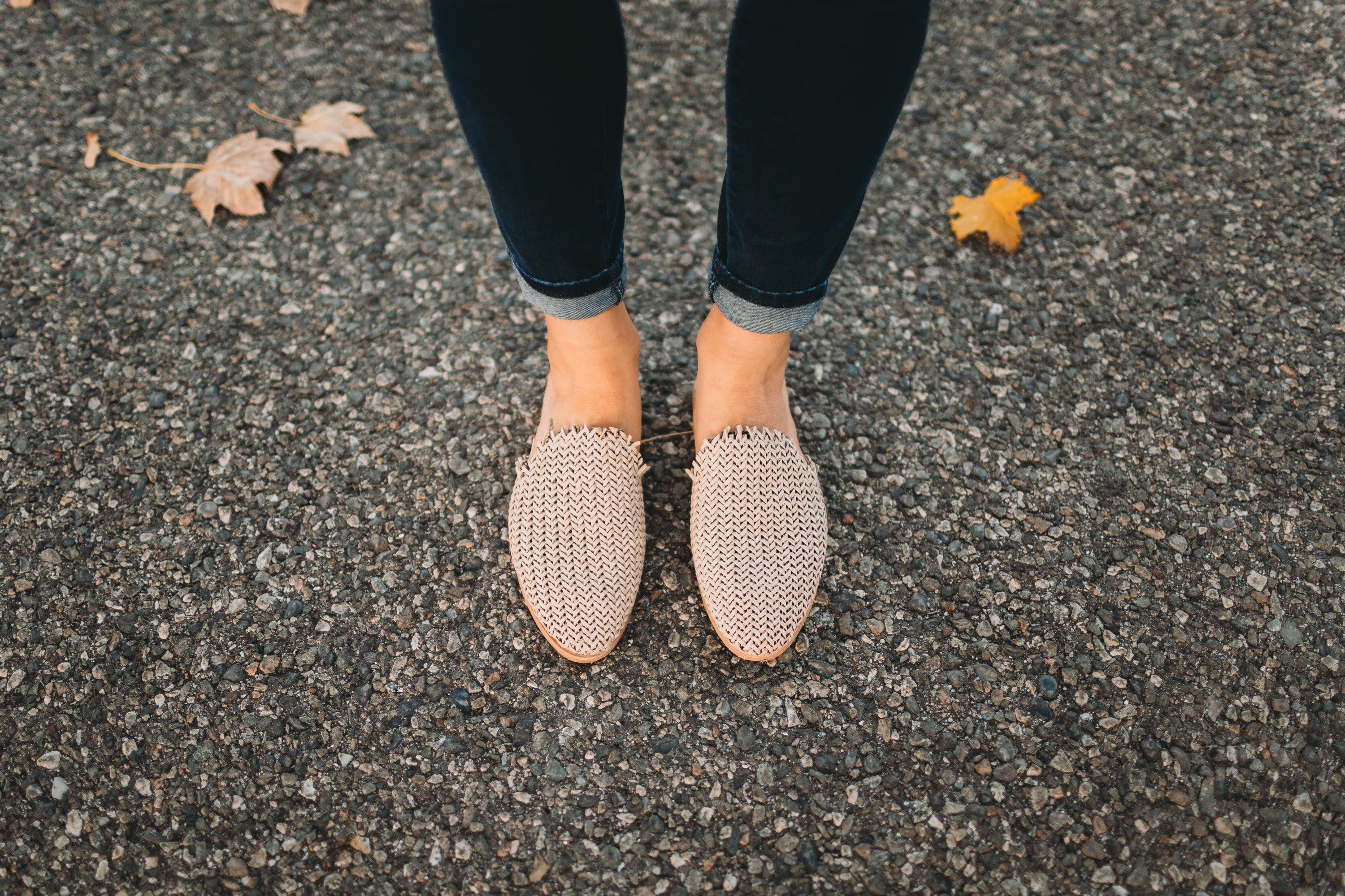 sneaker hiking shoes