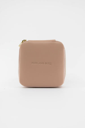 The Essential Jewelry Case – PARK AND BUZZ