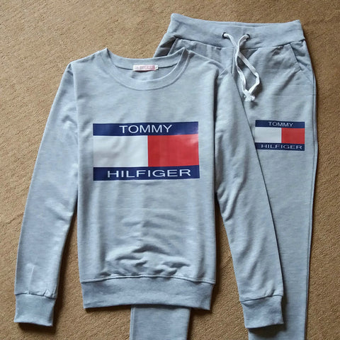 tommy hilfiger jogging suit 