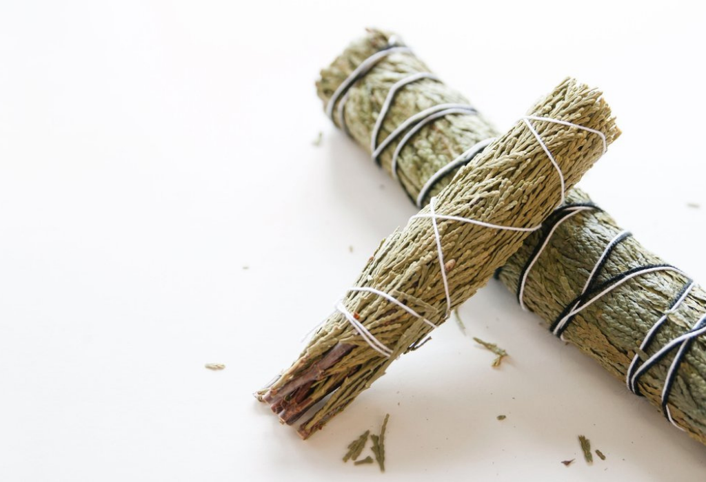 Alternative to Smudging with White Sage