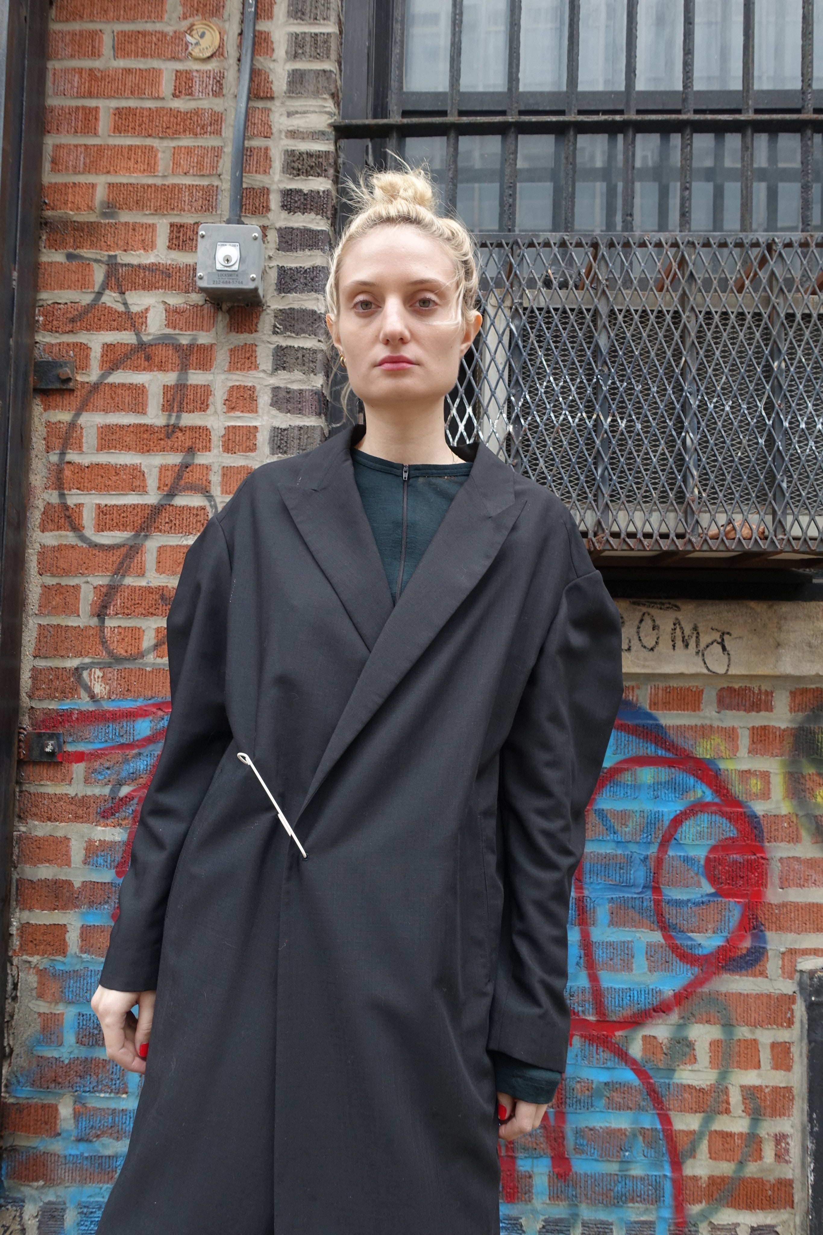 1980-90's Yohji Yamamoto Black Coat with Safety Pin Closure – Nomad Vintage