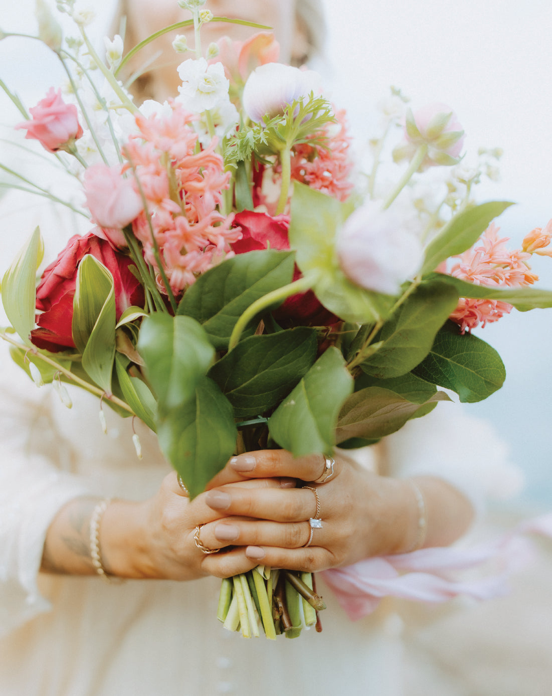 Hello Adorn styles a hiking elopement wedding photoshoot by SMMG Photography