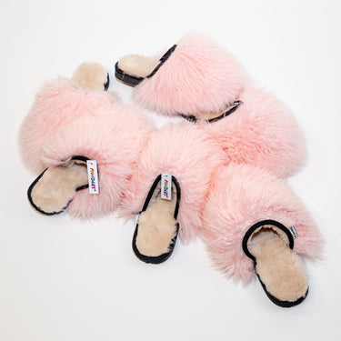 Cowhide & Sheepskin Slippers | Fur Slippers & Fluffy Slippers | Furmoo ...