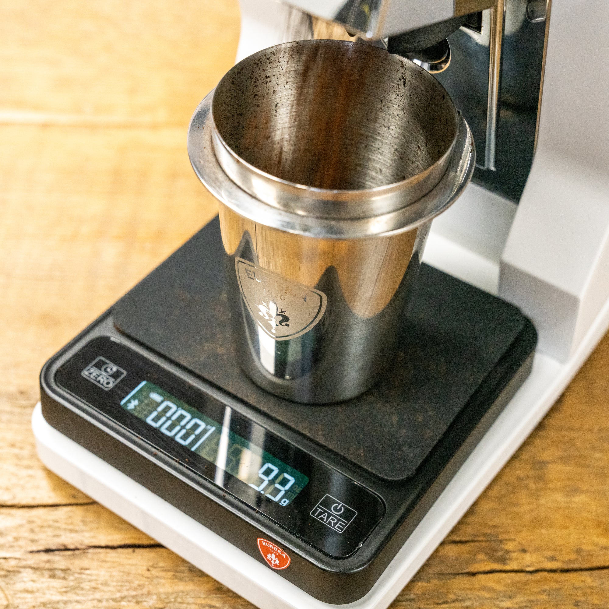 Eurekas Bluetooth coffee scale comes with a pretty wild chinese