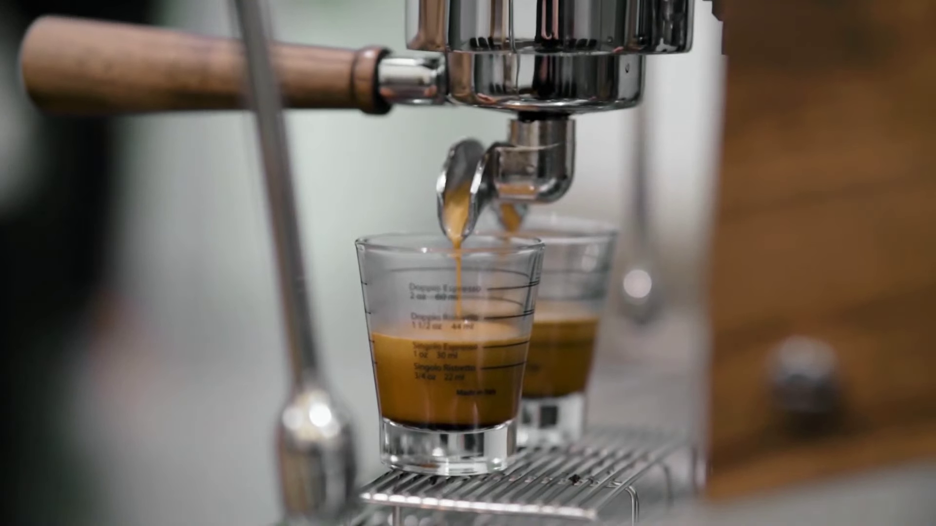 Leva S.A. Coffee Machine, Be a pro