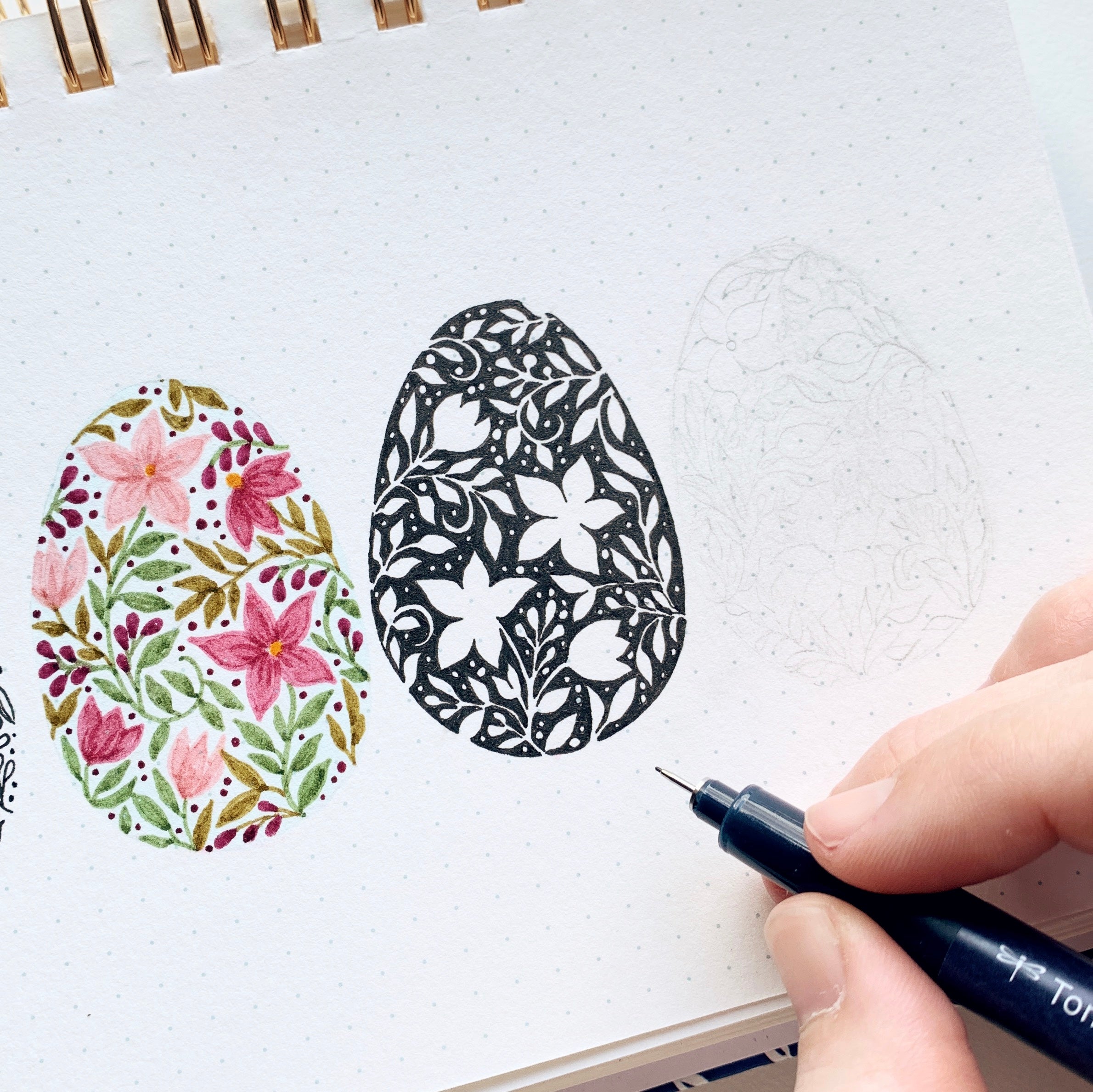 Learn four ways to decorate an Easter egg in your notebook with Adrienne from @studio80design!