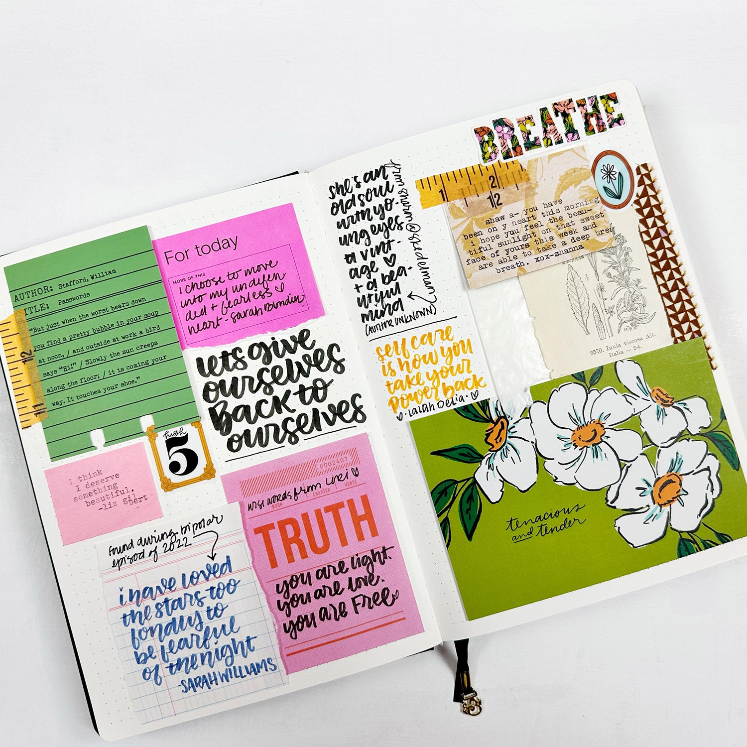 Travelers Tale 12 x 12 Quotes & Phrases - Quick Quotes Scrapbook