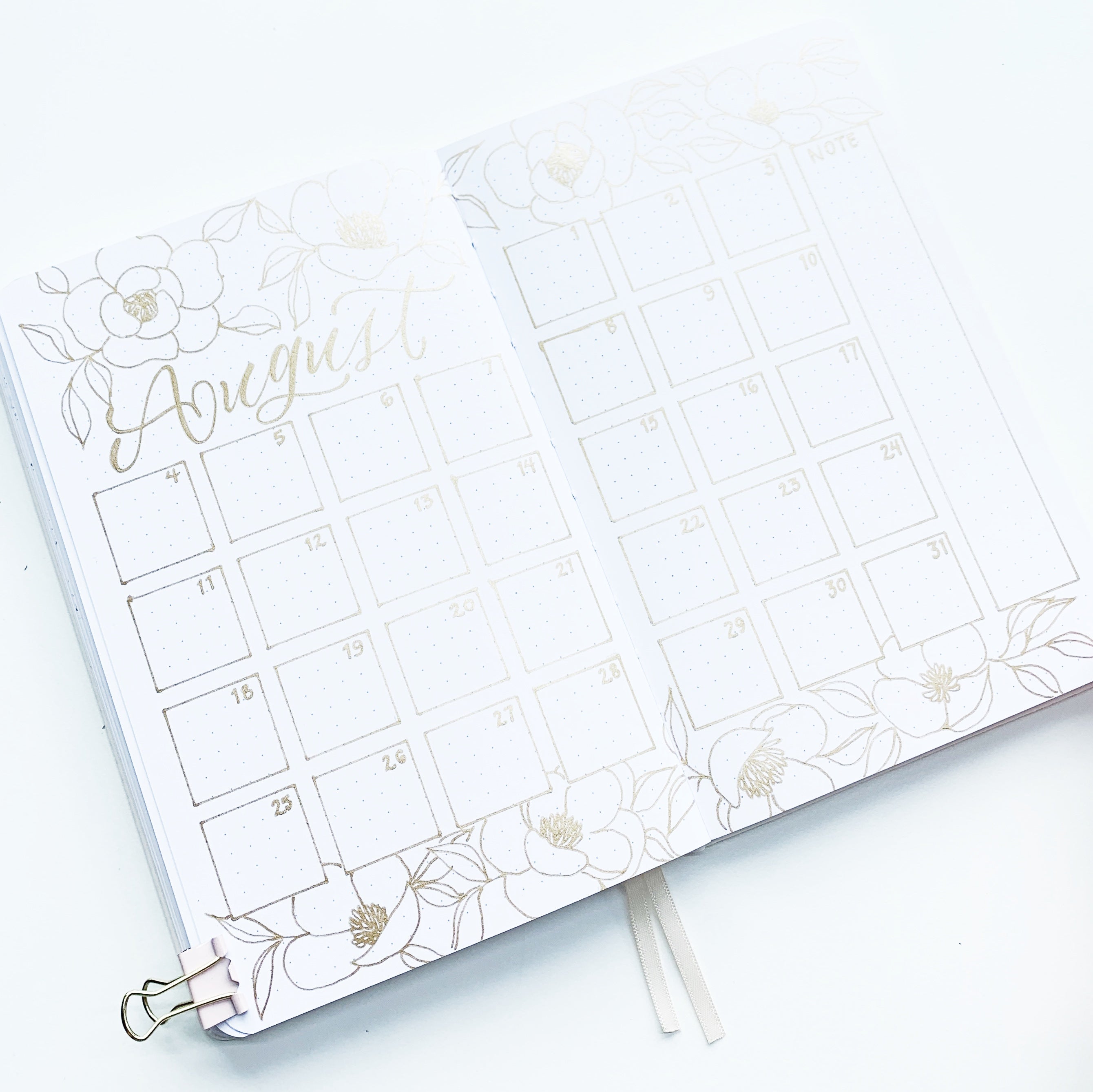 Learn how to create an all gold monthly bullet journal spread with Adrienne from @studio80design!