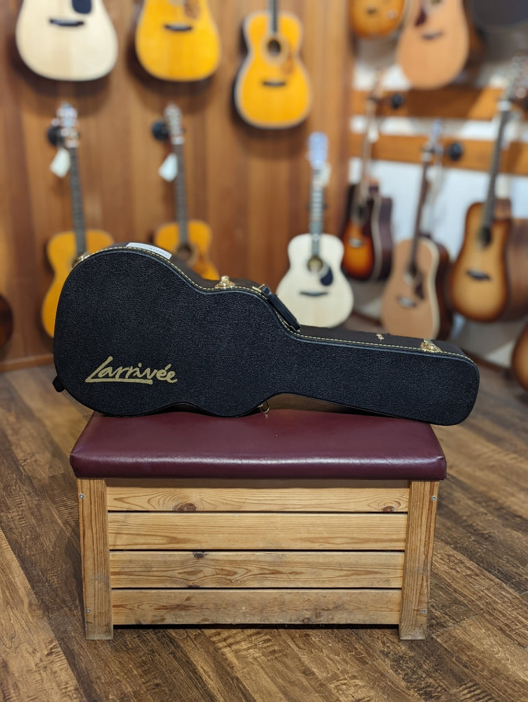 larrivee parlor guitar case