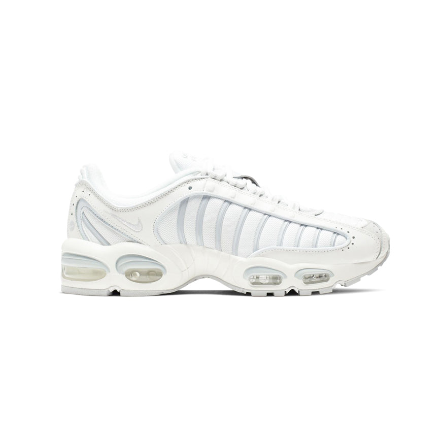 nike airmax tailwind white