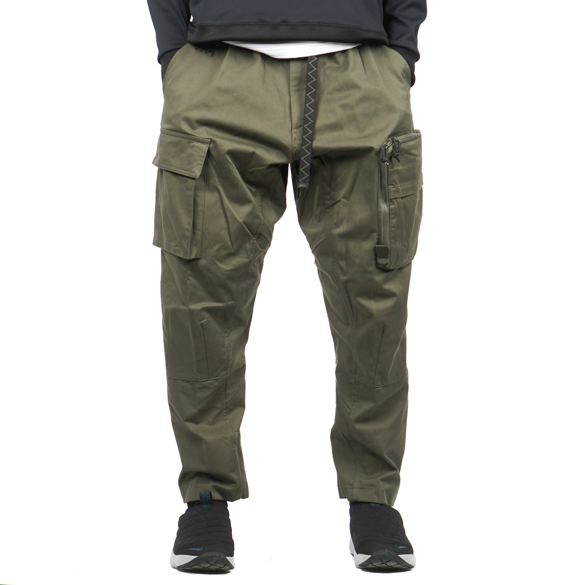 It's Time to Bring Back Cargo Pants
