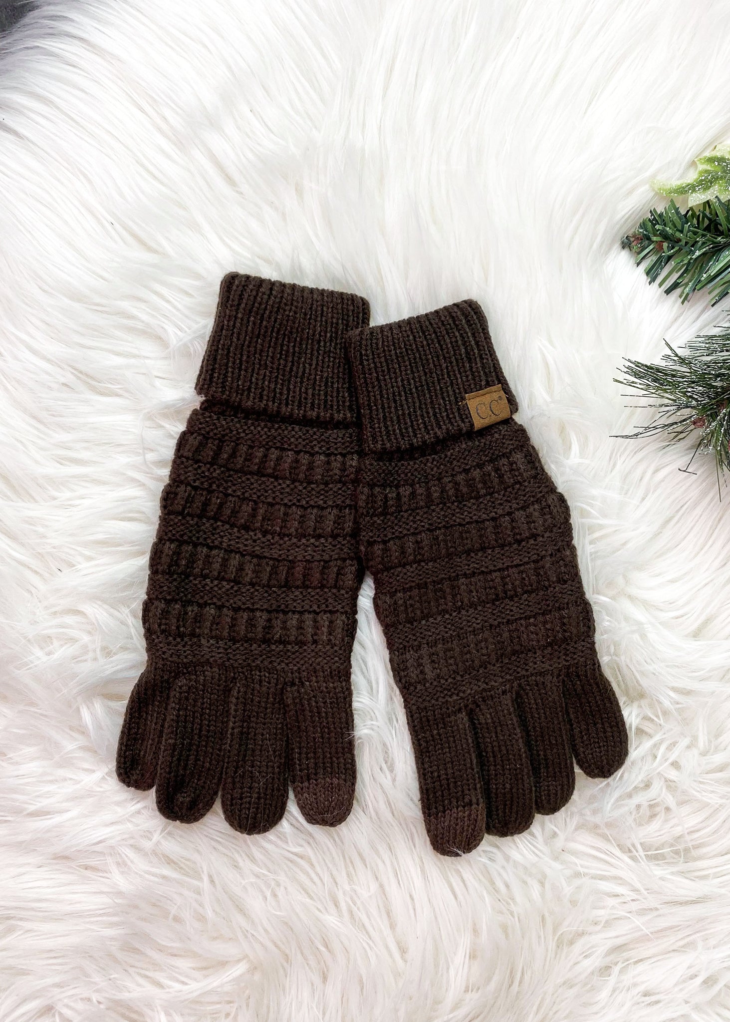 brown knit gloves