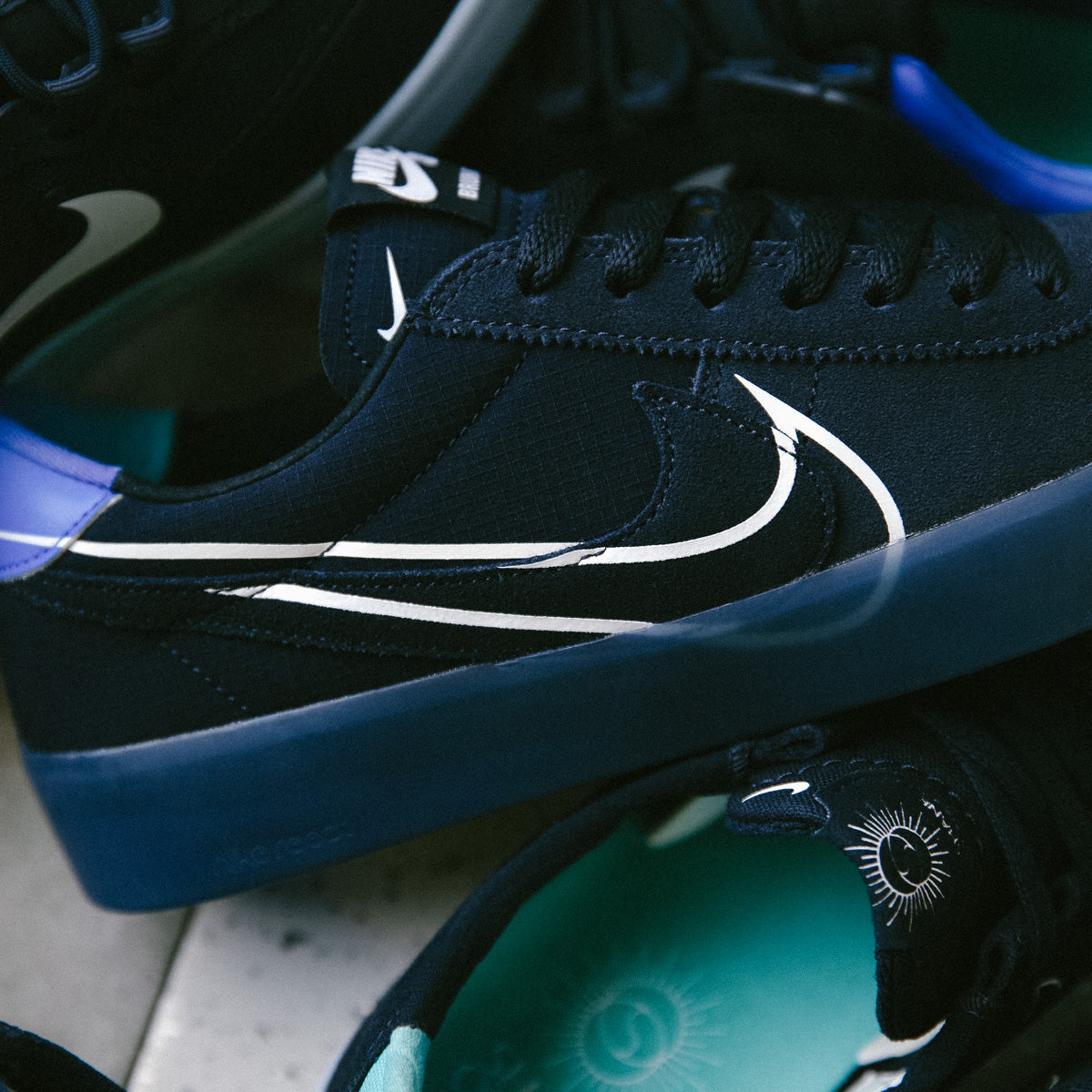 nike sb shane blue flame skate shoes