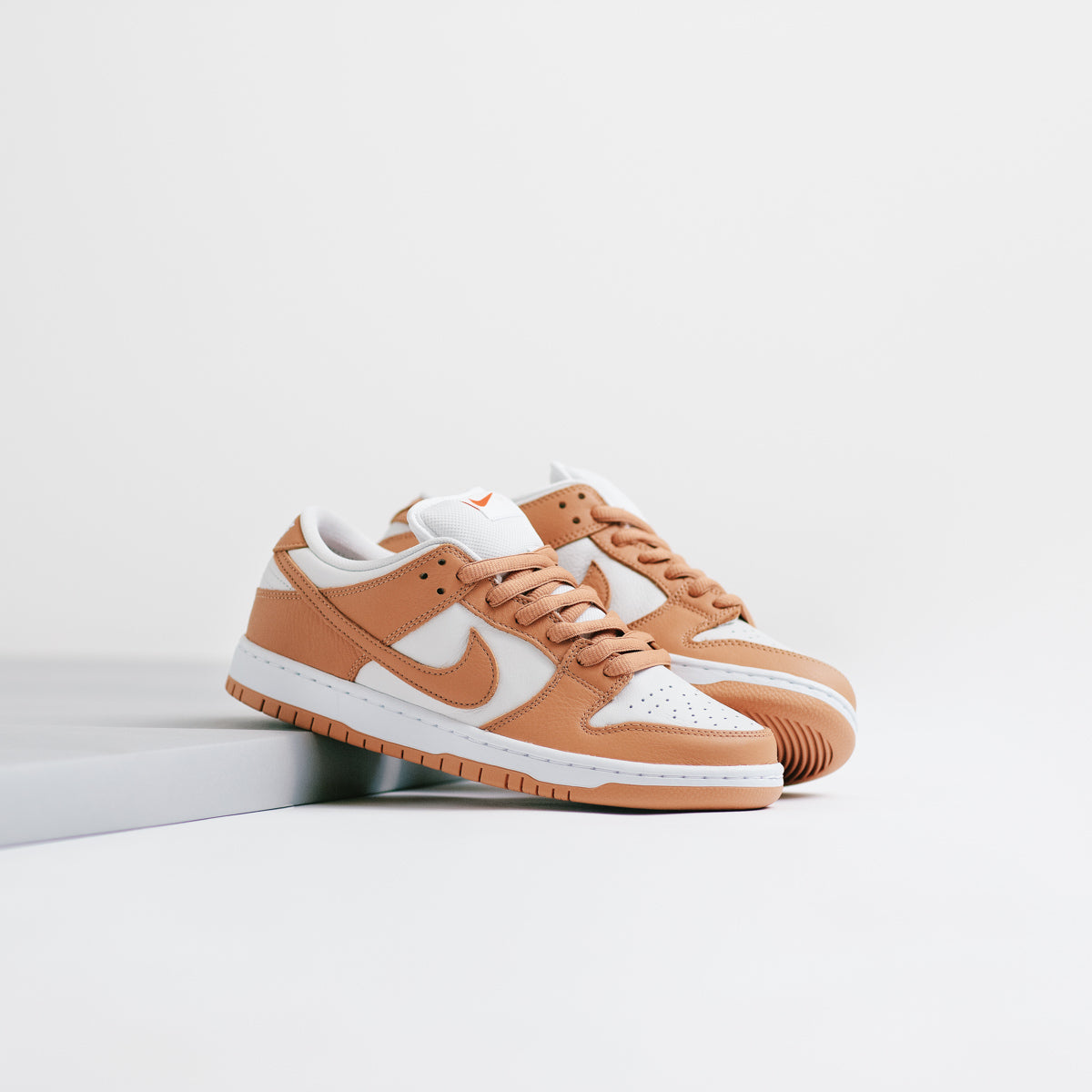 Nike SB Orange Label 'Light Cognac' | Flatspot