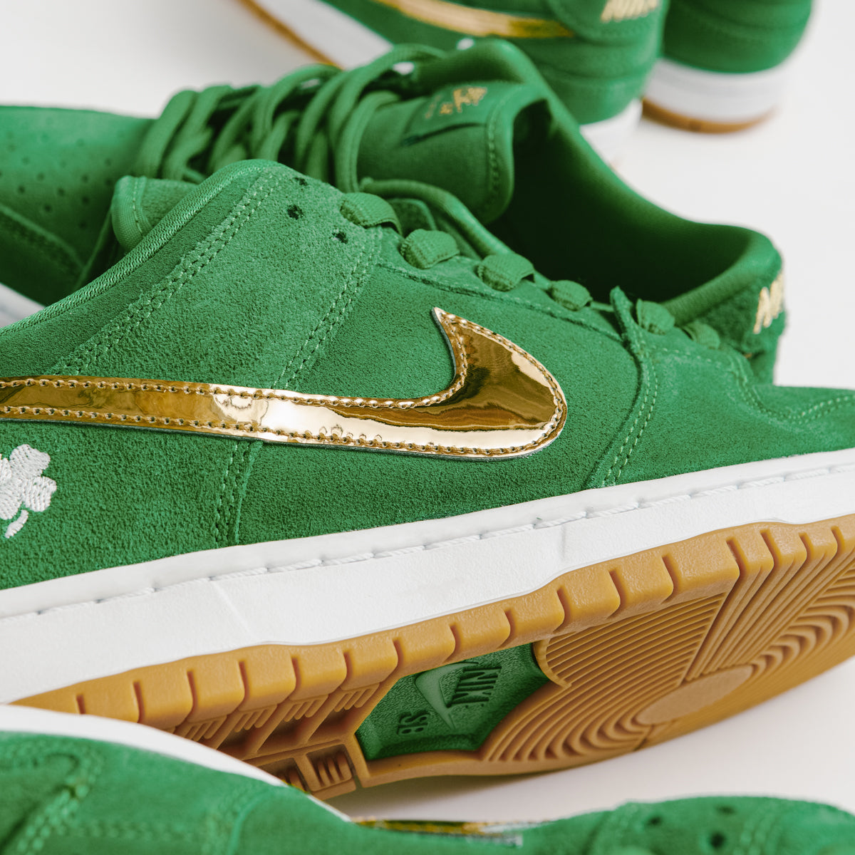Nike SB St. Patrick's Day Dunk | Flatspot