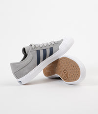 Adidas Matchcourt Shoes Solid / Collegiate Navy / White | Flatspot