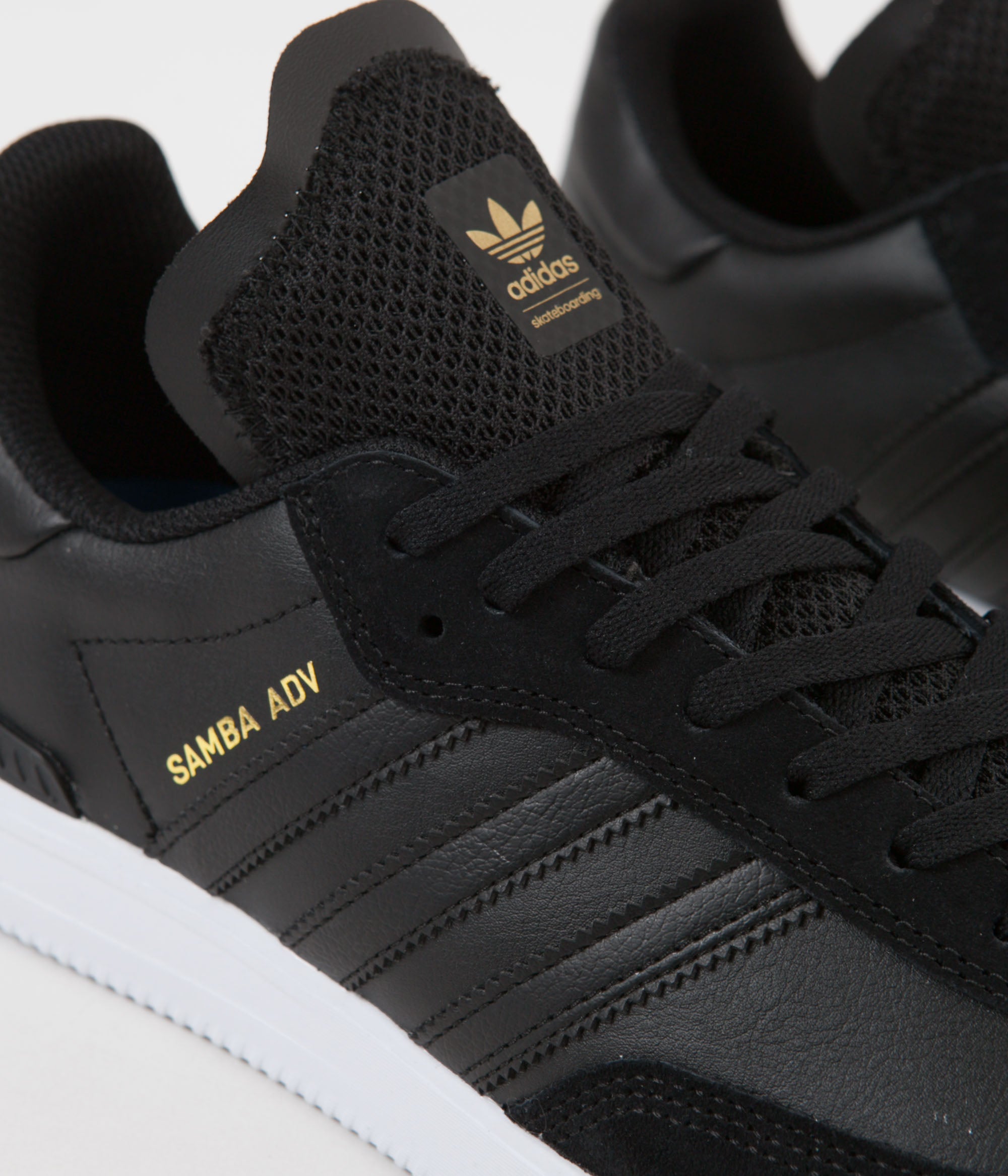 black on black adidas samba