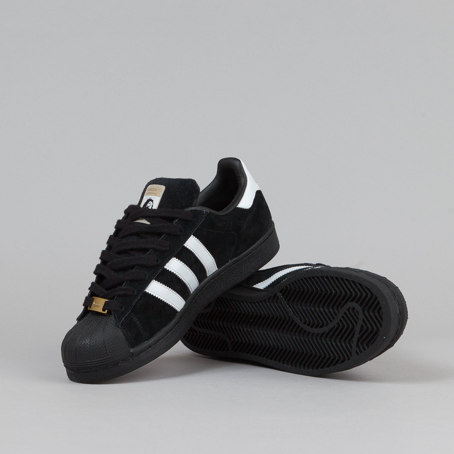 black superstar adidas