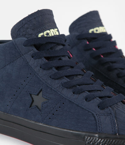 converse one star pro mid