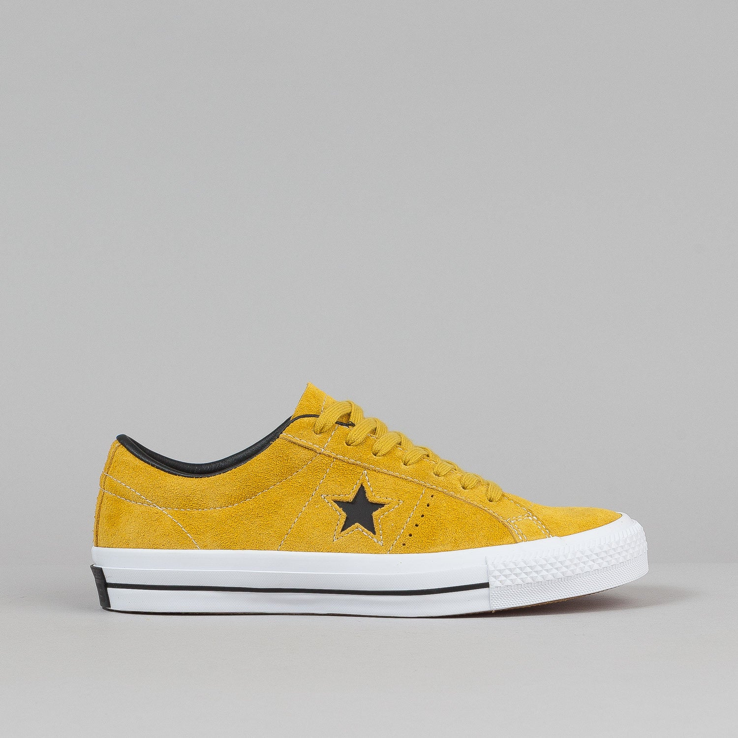 converse one star yellow black