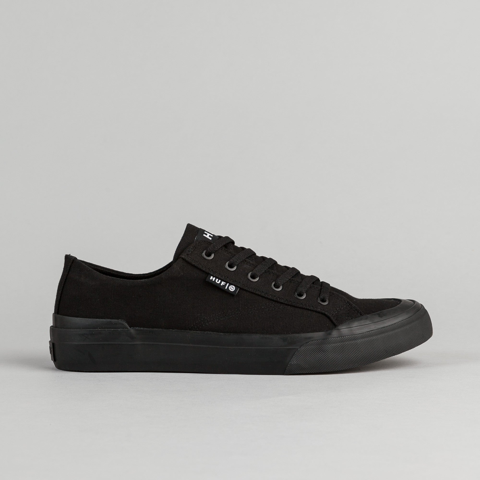 huf all black shoes
