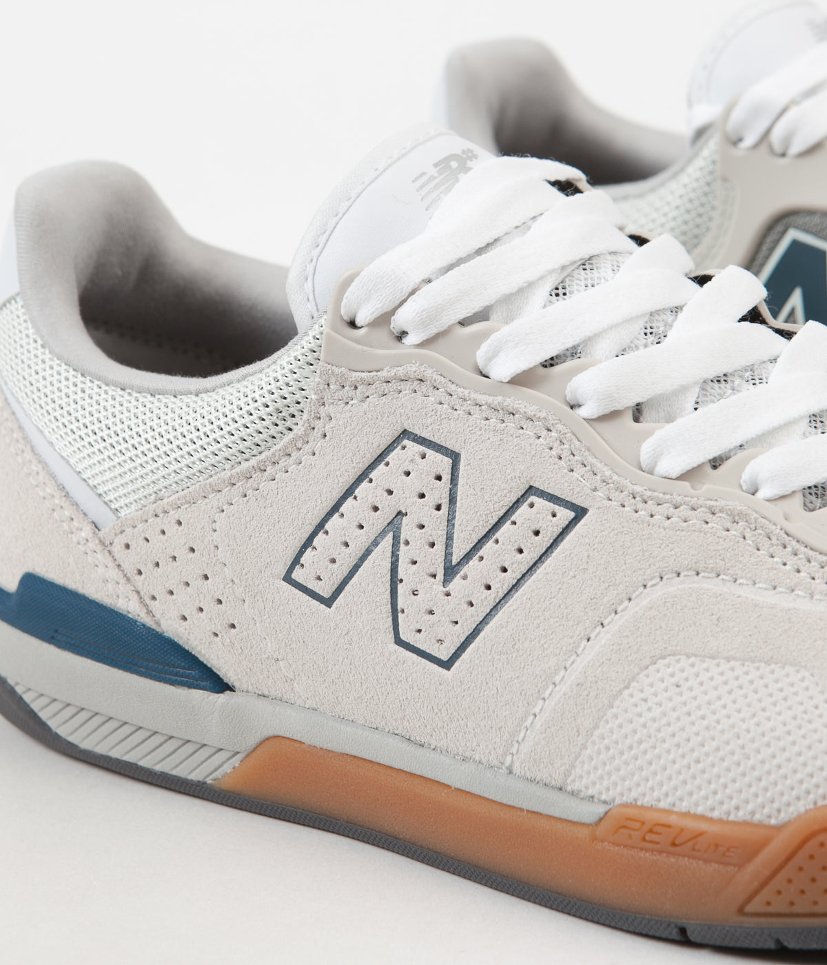 new balance 913 white