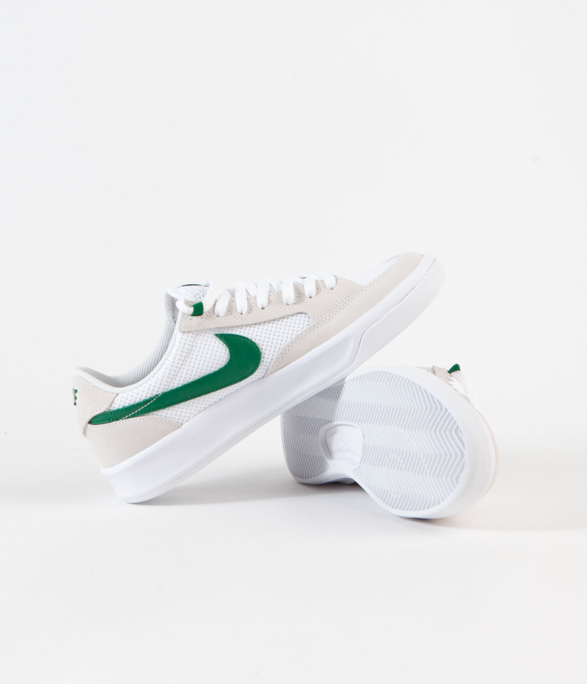 Nike SB Adversary Shoes - White / Pine 