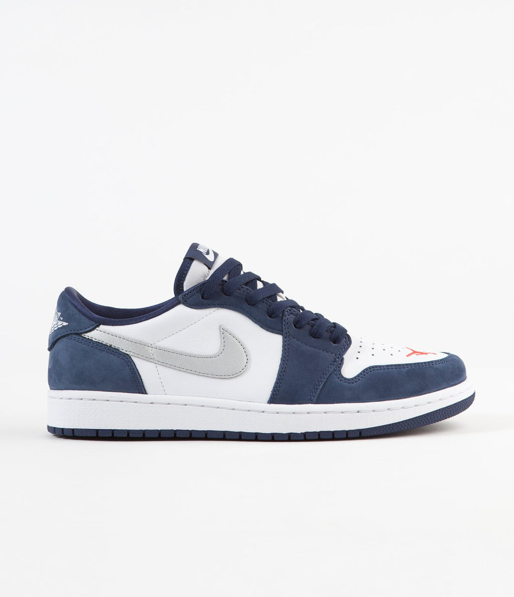 Nike SB Air Jordan 1 Low Shoes - Midnight Navy / Metallic Silver - Whi ...