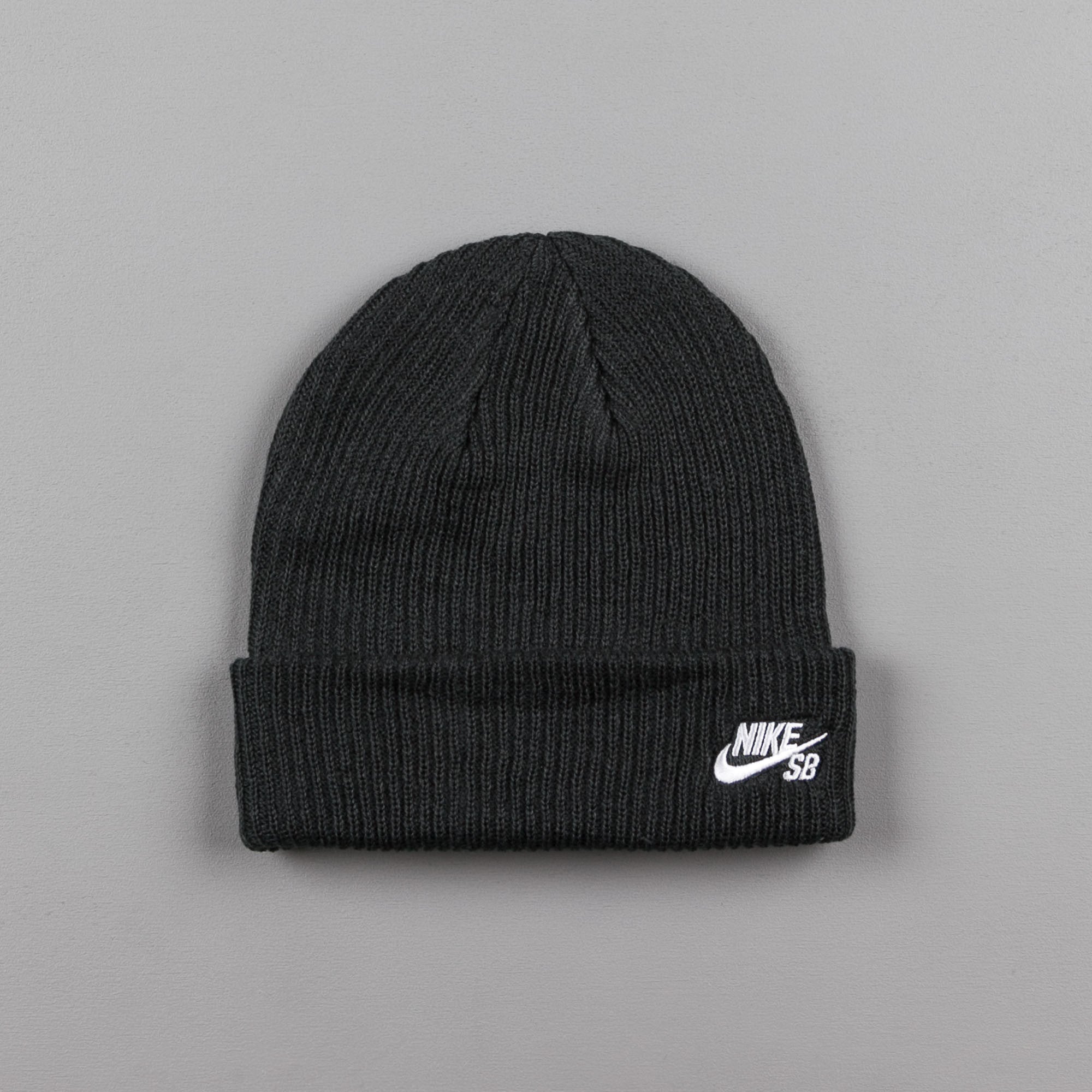 Nike SB Fisherman Beanie - Seaweed / White | Flatspot