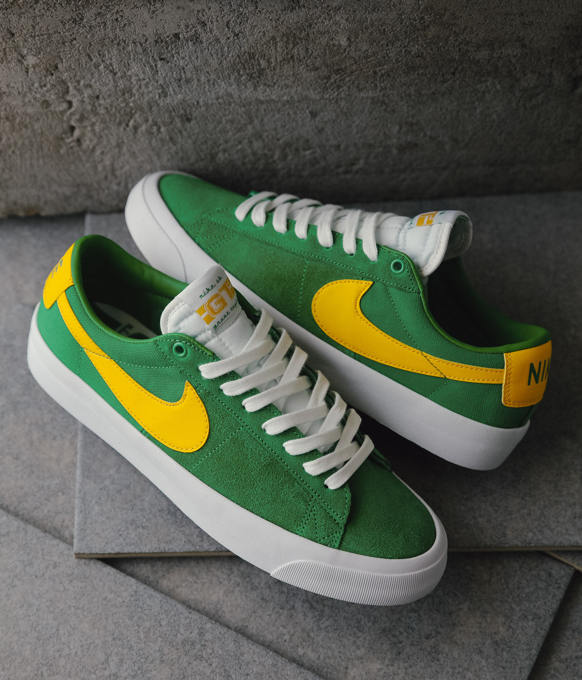 Nike Sb Blazer Low Pro Gt Shoes Lucky Green University Gold Blac Flatspot