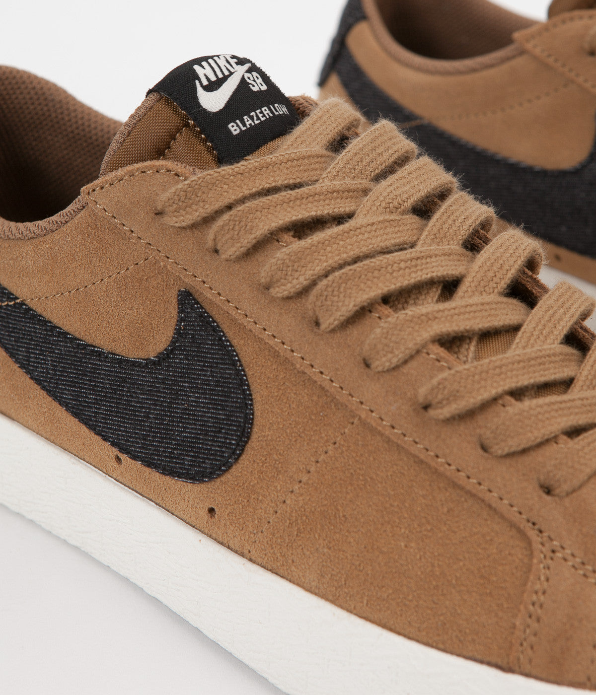 Nike Sb Blazer Low Shoes Golden Beige Black Sail Gum Light Bro Flatspot