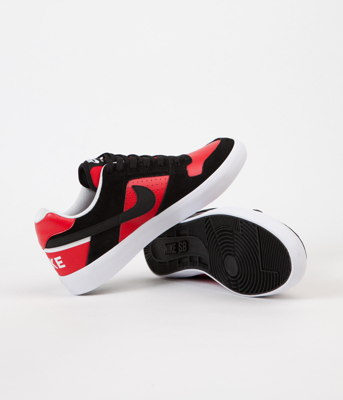 nike sb delta force vulc red and black