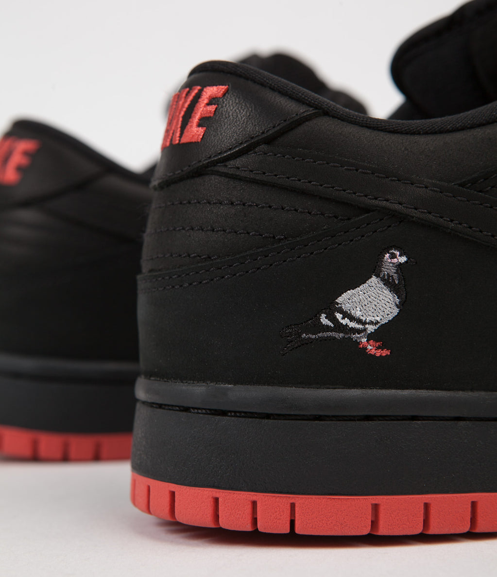 Nike SB Dunk Low 'Black Pigeon' Shoes - Black / Black - Sienna | Flatspot