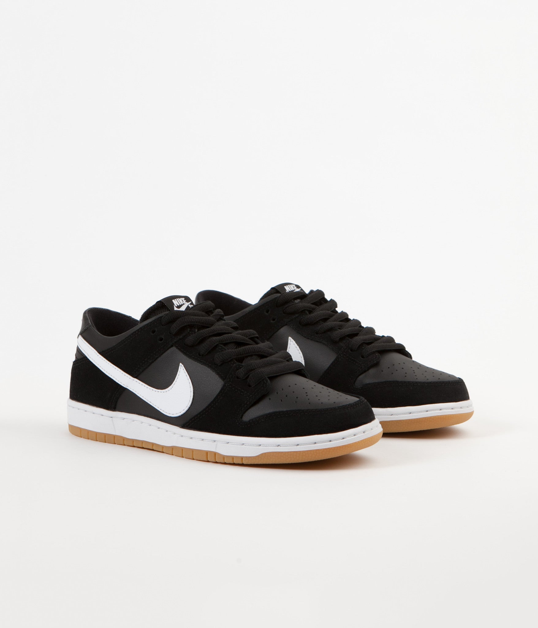 nike sb dunks low black and white