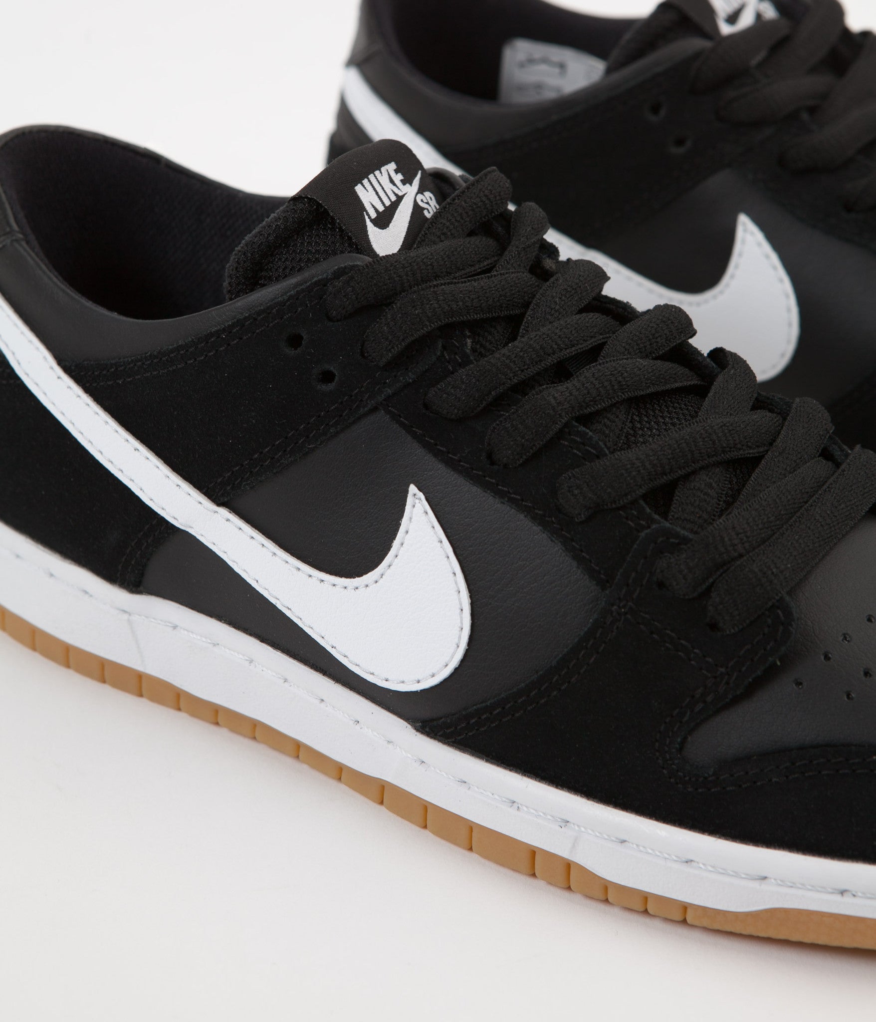 nike sb dunks black and white