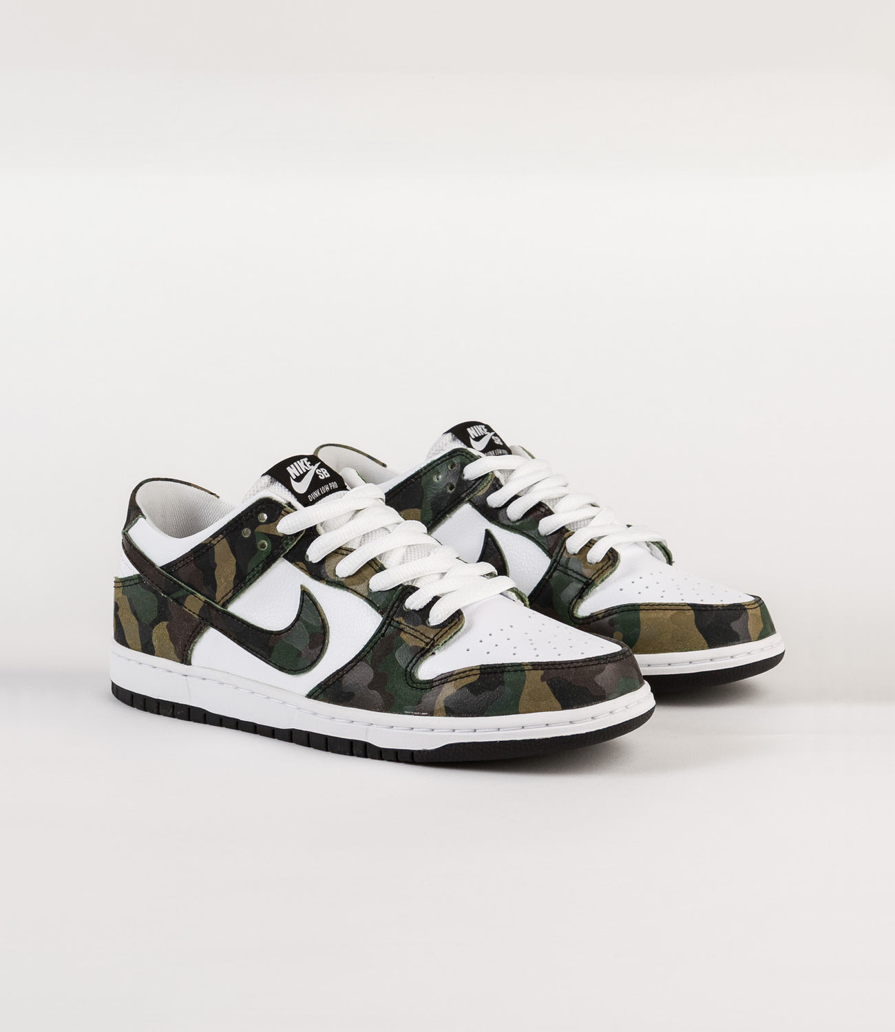 Nike SB Dunk Low Pro Shoes - Legion Green / Legion Green - White - Bla Flatspot