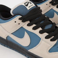 nike sb dunk low thunderstorm