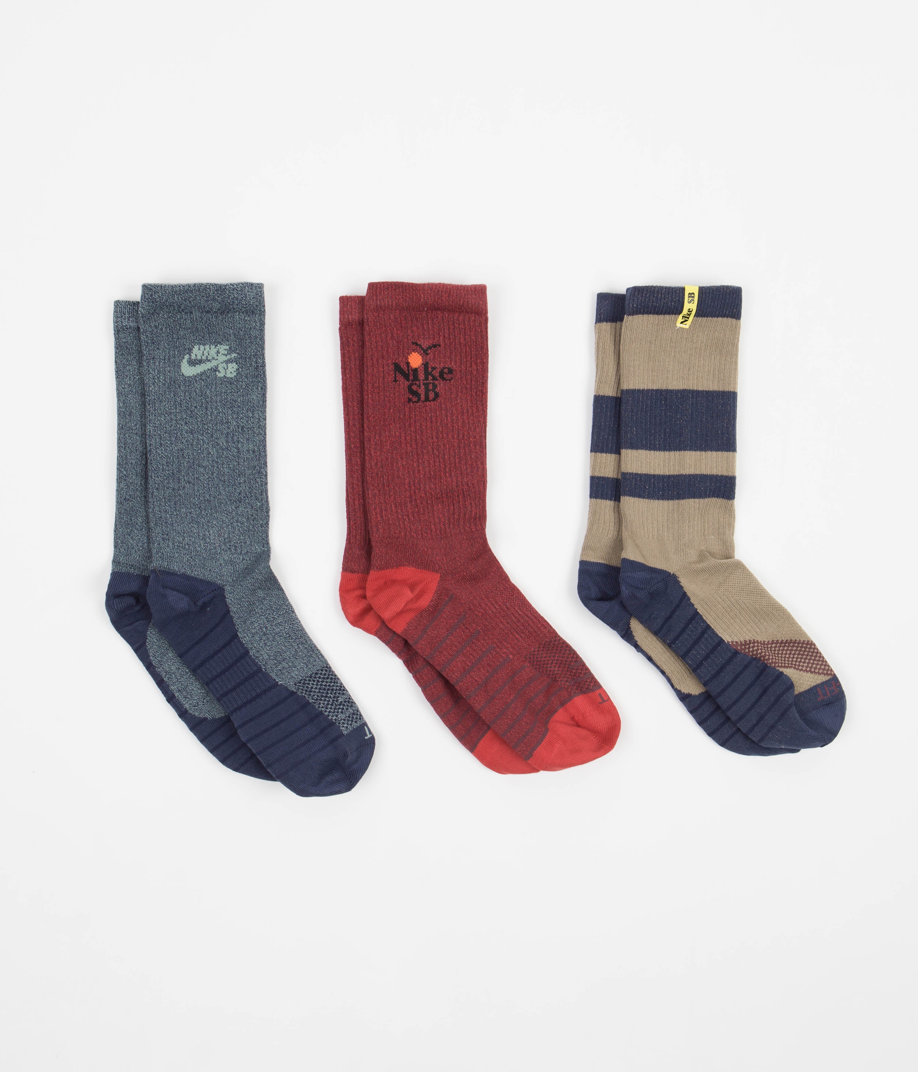 Barcelona Nike SB Everyday socks3 Pairs - ソックス