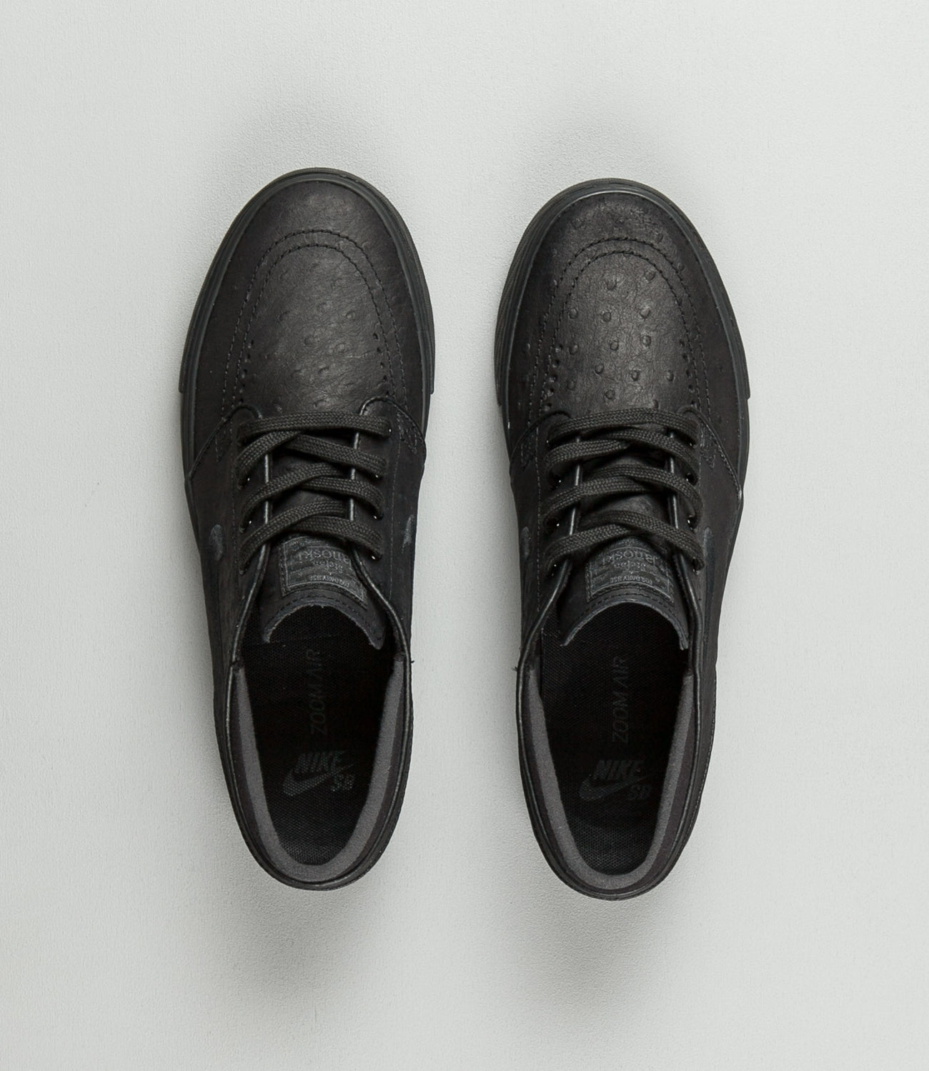 progenie Honorable sed Nike SB Stefan Janoski Leather Shoes - Black / Black - Anthracite | Flatspot