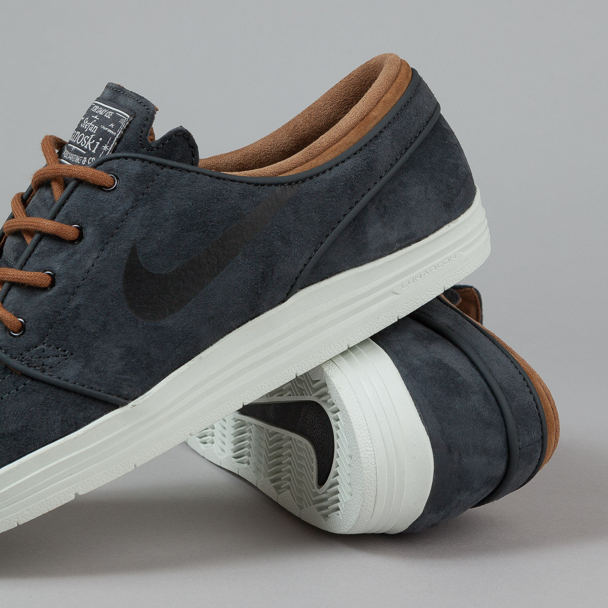 janoski suede