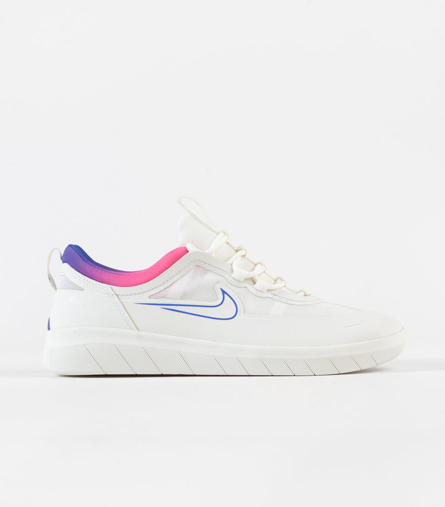 nike nyjah white blue