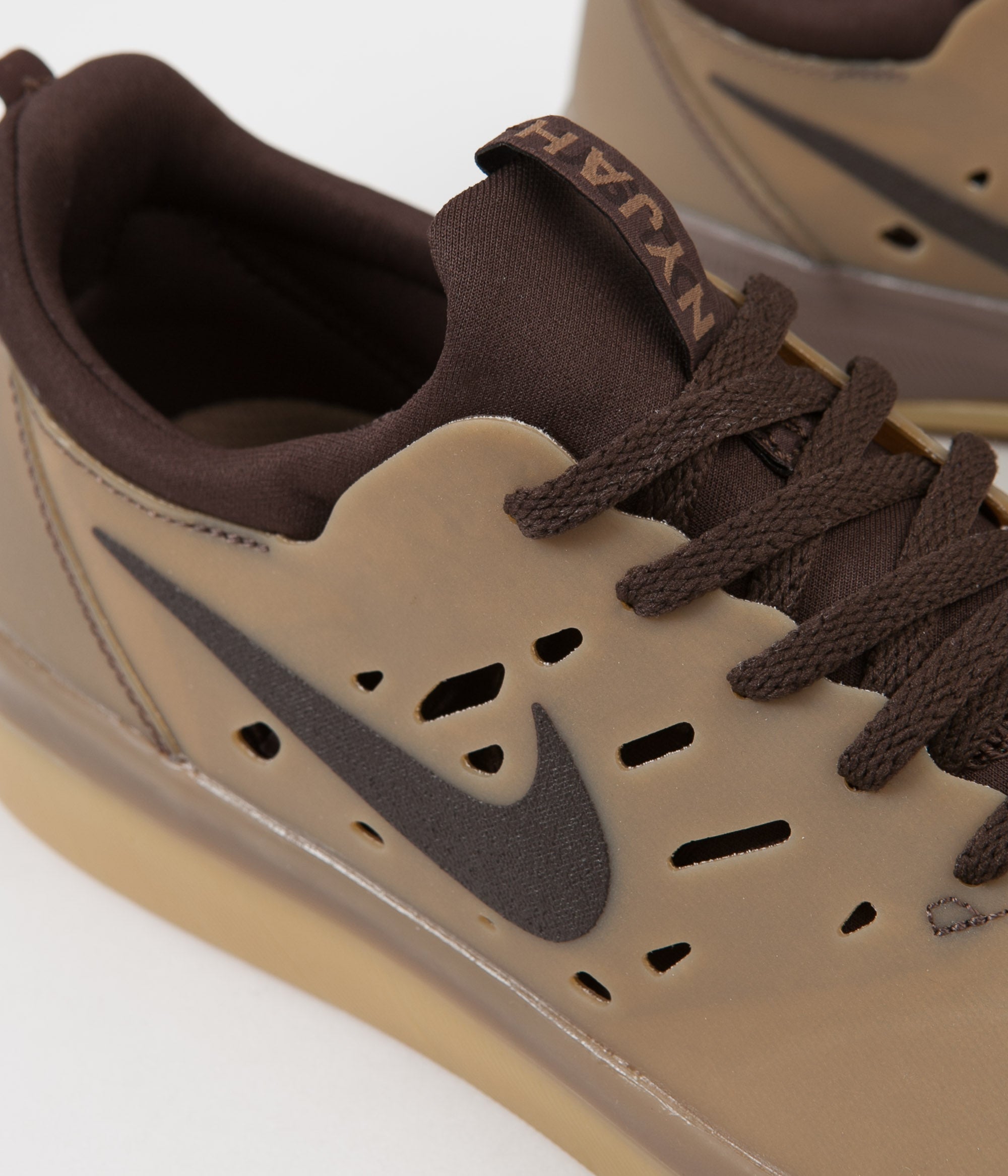 nike sb nyjah free brown